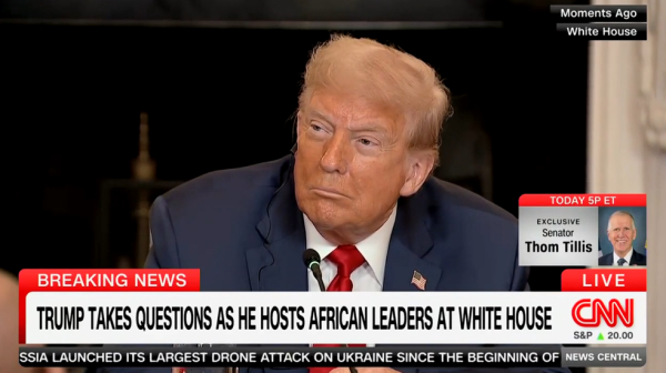 众合网 伊朗官员谈军事技术称“微型无人机可能在特朗普晒日光浴时发动袭击”，特朗普回应